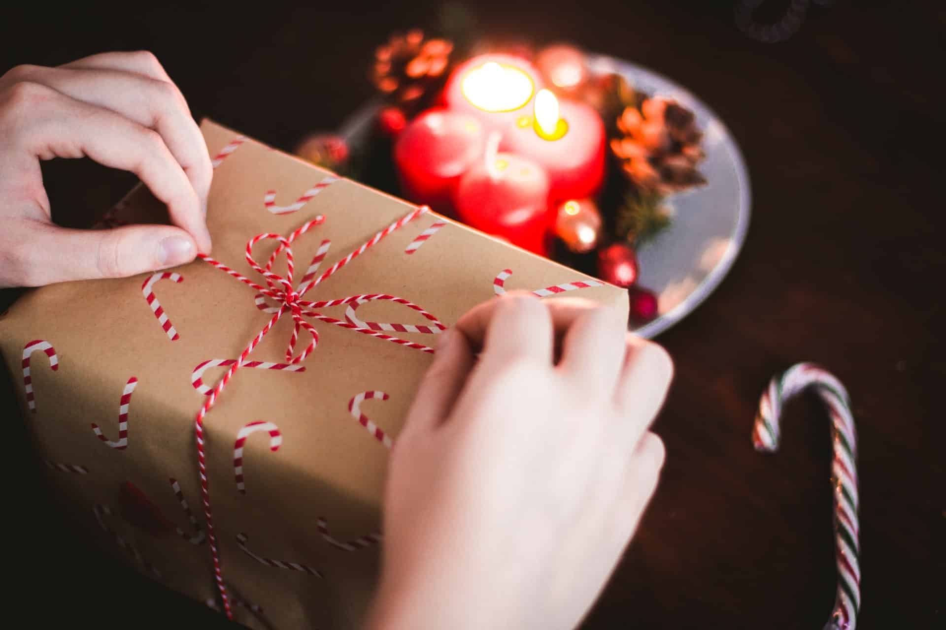 Tracking Holiday Spending Keeps Seasonal Stress Down